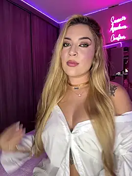 Snapshot of AlyonaWester_ chatting on 02.13.26 AlyonaWester online show from 02.13.26