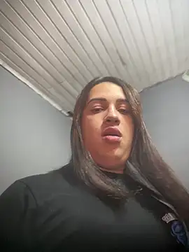 Snapshot of larysinha chatting on 07.19.26 larysinha online show from 07.19.26