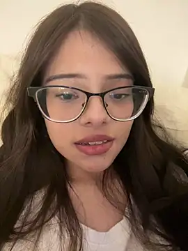 Snapshot of omifresita chatting on 07.23.26 omifresita online show from 07.23.26