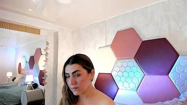 AriaRous online show from 01.31.26