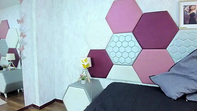 AriaRous online show from 03.27.26