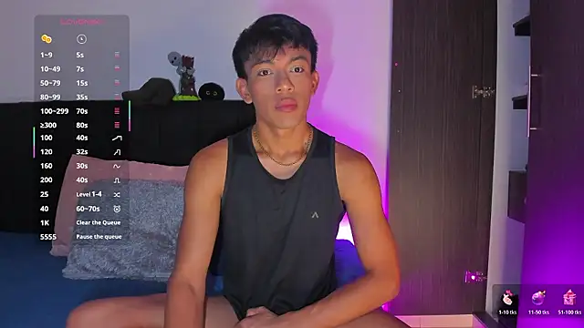 Snapshot of santinaughty chatting on 02.03.26 santinaughty online show from 02.03.26