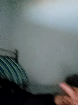 Snapshot of OnlyOneMen chatting on 12.03.25 OnlyOneMen online show from 12.03.25