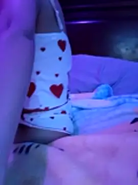 Snapshot of flaquitaShayy chatting on 12.01.25 flaquitaShayy online show from 12.01.25