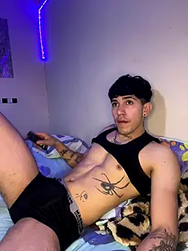 wil hot online show from 12.18.25