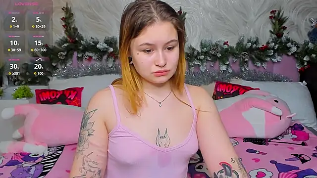 MilanaXHoney online show from 12.21.25