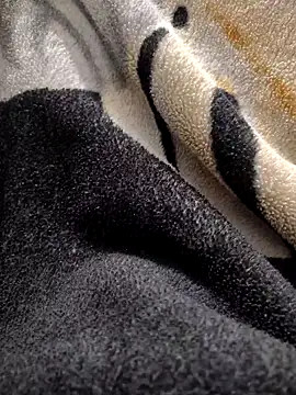 TwinklyBasket897 online show from 12.14.25