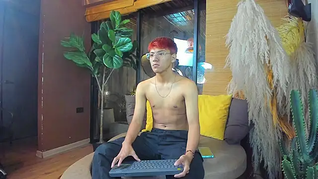 isaac grimm online show from 12.03.25