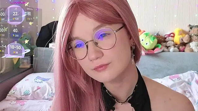 Snapshot of Kitty_smalltits chatting on 02.09.26 Kitty smalltits online show from 02.09.26