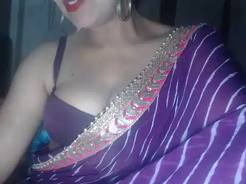 Hotronita123 online show from 05.31.26