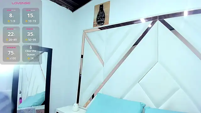 Faehlis   online show from 02.26.26