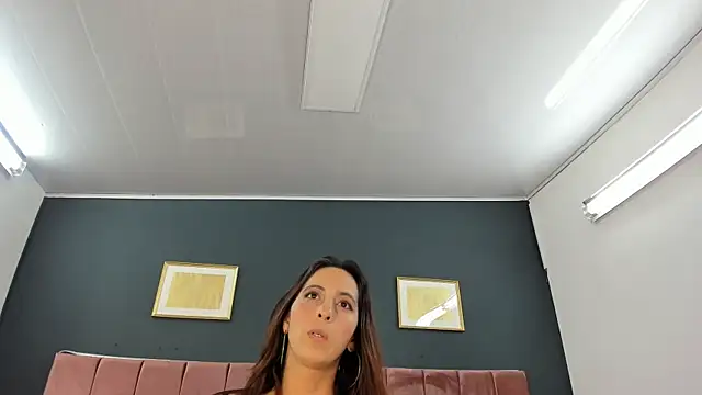 AlessiaRinaldi  online show from 04.17.26