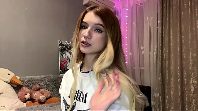 VikkiWittel online show from 11.29.25