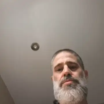 Snapshot of DanWolverin chatting on 04.25.26 DanWolverin online show from 04.25.26