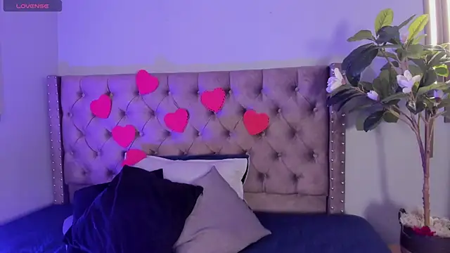 Mylarossi online show from 02.13.26