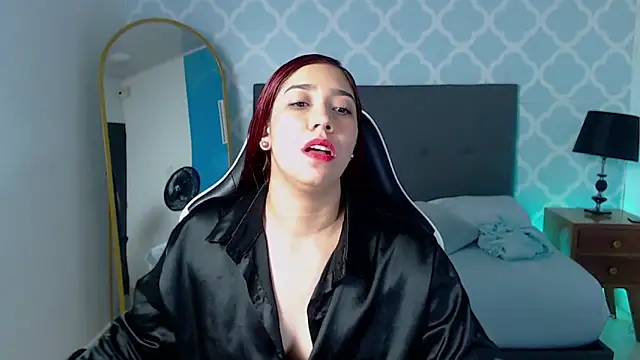 lia violetta online show from 12.16.25