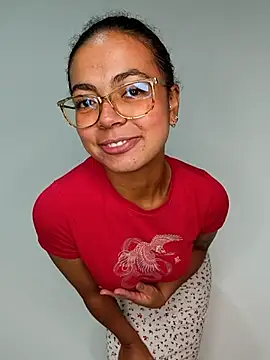   VioletaHeaven   online show from 12.16.25