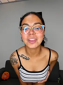   VioletaHeaven   online show from 12.18.25