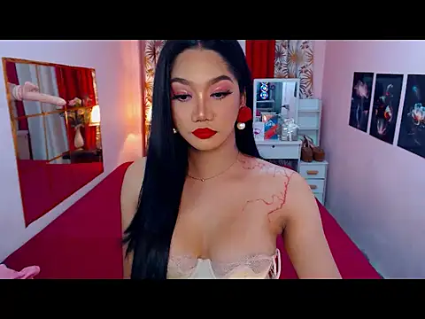 Snapshot of UrScreenGoddess chatting on 06.19.26 UrScreenGoddess online show from 06.19.26