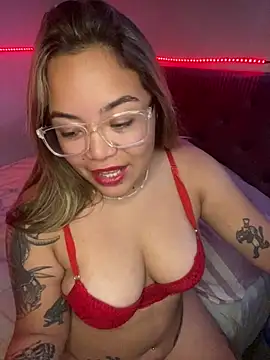 Lindalatina2001 online show from 02.27.26