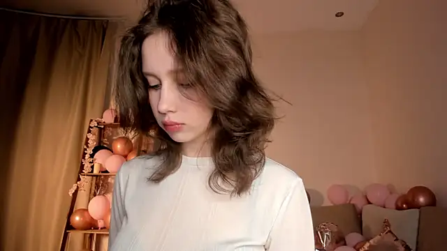 LachelleFrommer online show from 02.15.26