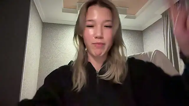 lilXdomii online show from 01.10.26