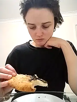 Amy01112 online show from 04.19.26