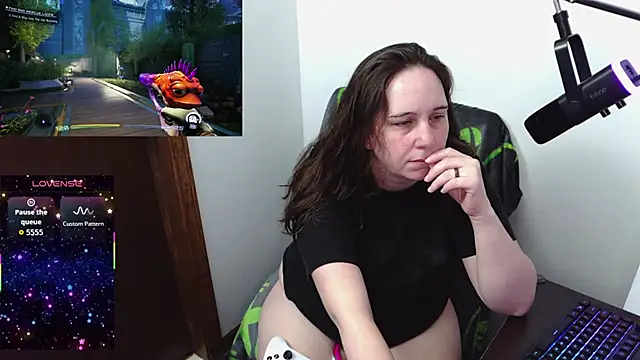 msgamergirl69 online show from 02.25.26