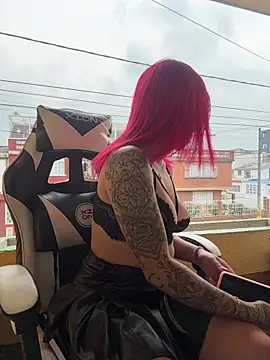 Scarlett firee online show from 12.20.25