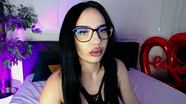 RavenFoxxy online show from 03.04.26