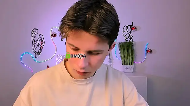 leo valor online show from 01.07.26