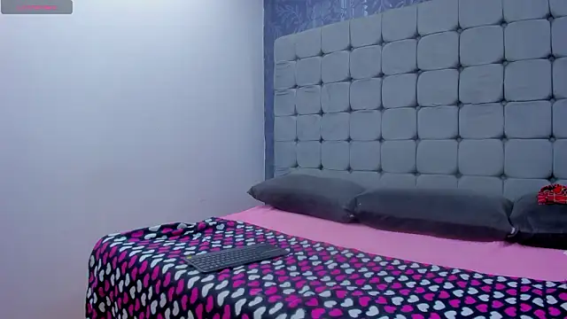 Messy Karol  online show from 02.16.26