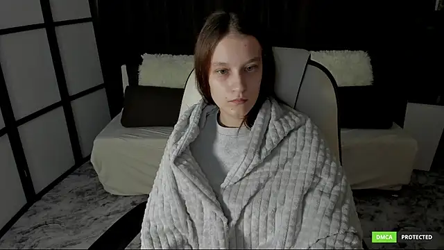 KrisDoeil online show from 12.14.25