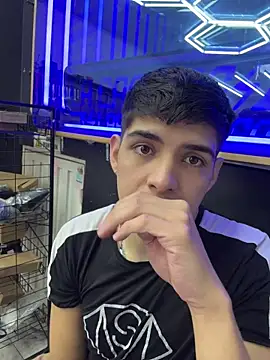 Johan stick online show from 12.05.25