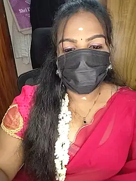 Snapshot of Tamil_Shara chatting on 07.13.26 Tamil Shara online show from 07.13.26