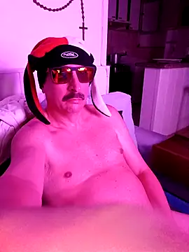 FocussedFreckle online show from 03.21.26