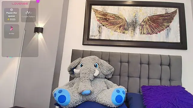 Andre cloefoxx  online show from 12.14.25