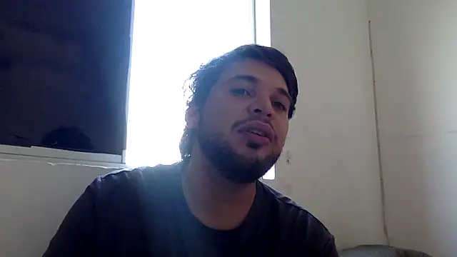 Snapshot of yourlatinhot chatting on 05.31.26 yourlatinhot online show from 05.31.26