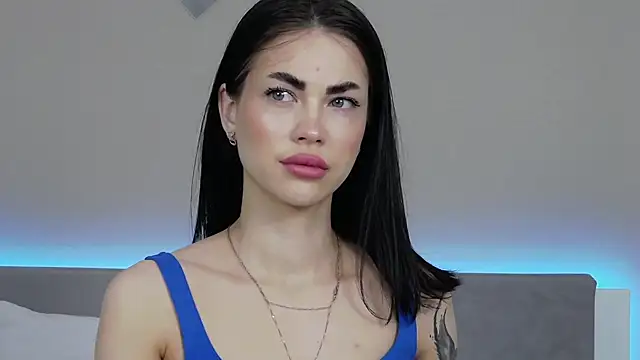 RachaelMils online show from 12.04.25