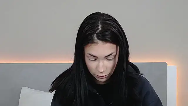 RachaelMils online show from 03.07.26