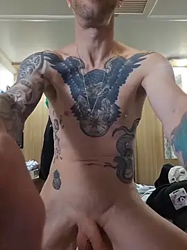 Snapshot of scotbhoyscott chatting on 12.16.25 scotbhoyscott online show from 12.16.25