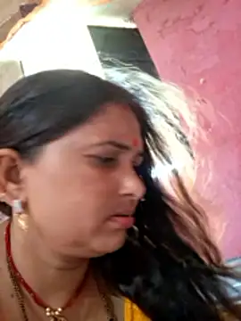Your-shreya143 online show from 05.15.26