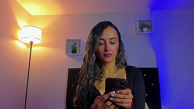 Victoria Rose  online show from 01.18.26