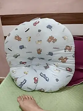 Snapshot of Ami_sex86 chatting on 12.05.25 Ami sex86 online show from 12.05.25