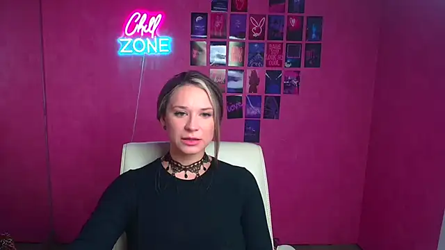 Melodie Aster online show from 02.04.26