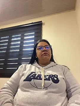 Snapshot of Carameloswing1 chatting on 06.15.26 Carameloswing1 online show from 06.15.26