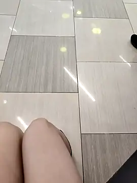 Miky Lyn online show from 02.10.26