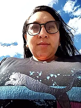 Valeria montana  online show from 01.17.26