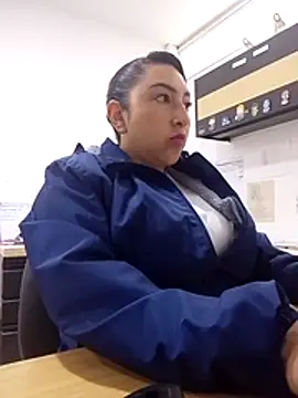 Valeria montana  online show from 03.31.26