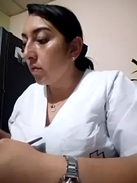 Valeria montana  online show from 04.09.26